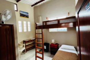 CASA #344 - Habitación 2 - TWIN SIZE BUNK BED
